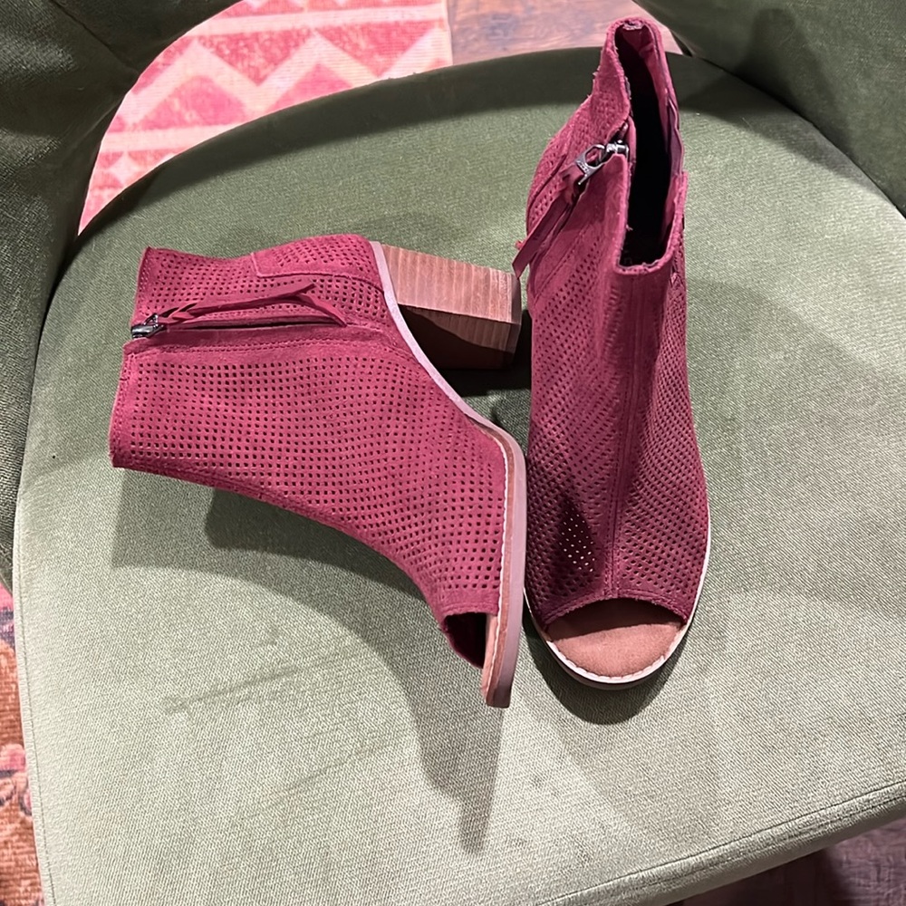 Maroon Toms Booties